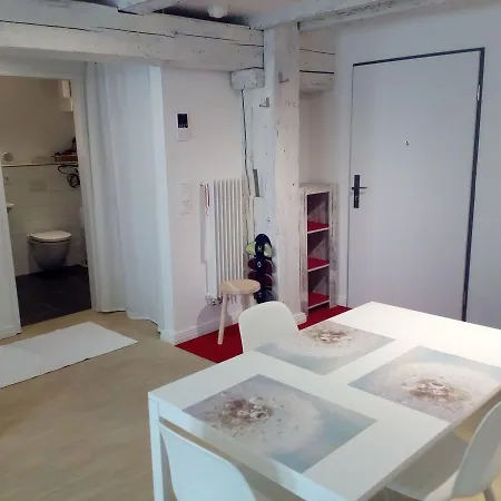 Schones Ambiente In Ferienwohnung Im Historischen Speicher *