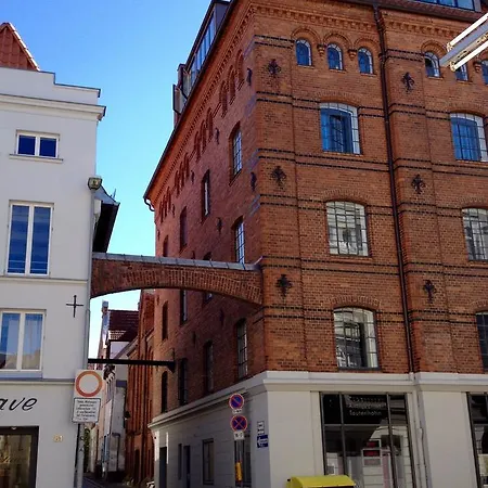Schones Ambiente In Ferienwohnung Im Historischen Speicher 公寓 *